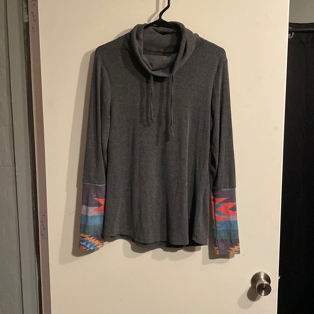 Printed sleeve top